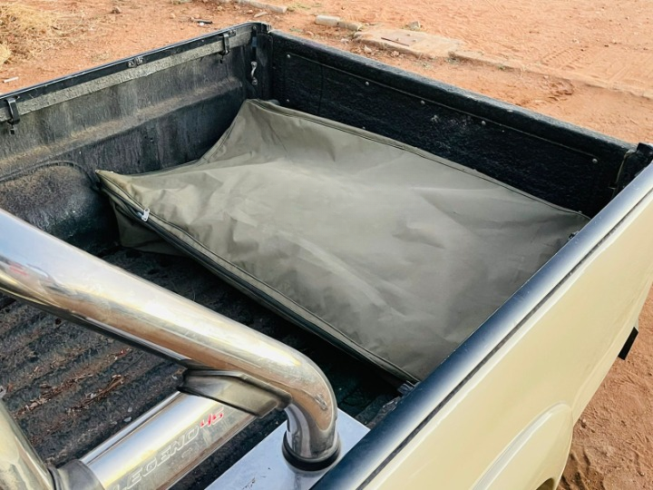 Bakkie Bag insulated storage bag